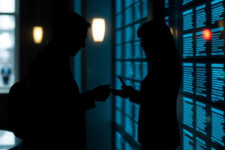 Скрытые риски: как распознать проблемного партнера вне ЕГРЮЛ