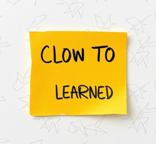 Cómo cerrar un proyecto con lecciones aprendidas: guía práctica para que tu equipo mejore de verdad