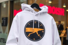 Брендовая одежда: интуиция, логика и немного магии логотипа