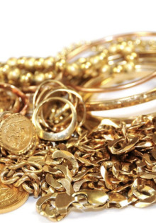 В каких случаях сдают золото в скупку?