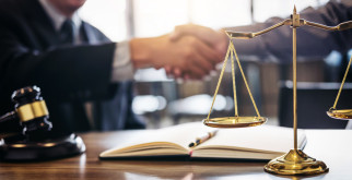 В чем заключается роль и преимущества услуг арбитражного юриста